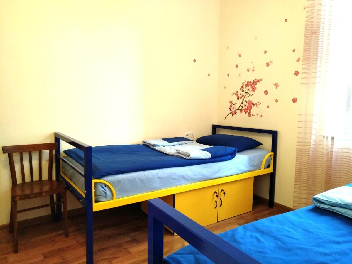 Shat Lav Hostel Erywań Zewnętrze zdjęcie